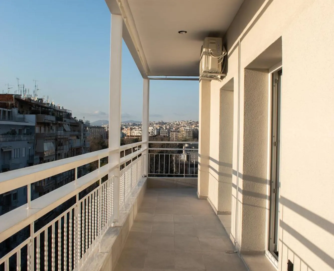 Heaven On The 7Th Apartment Thessaloniki 0*,
